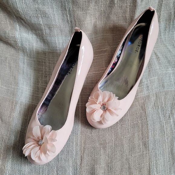 y2k Pink Flower Pumps - Picture 2 of 8